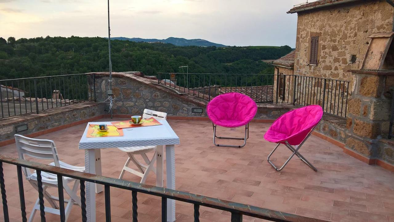 La Loggia Del Capitano - Rione Capisotto Apartman Pitigliano Kültér fotó
